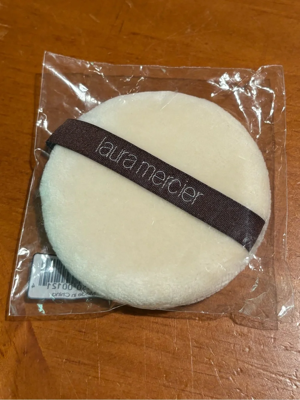 Laura Mercier Velour Puff